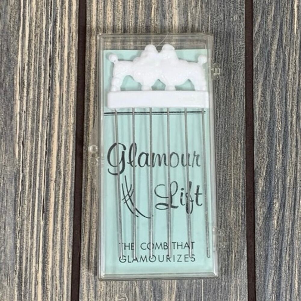 Glamour Lift Vintage 1950s Hairstyling Comb Pick White Poodles‎ Plastic Case